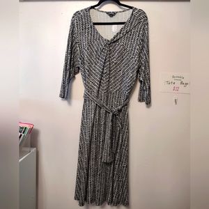 B&W Patterned Dress Lands End 1X
